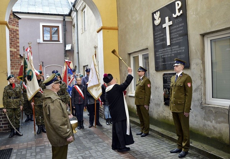 Ks. kan. Edmund Makowski odmówił modlitwę za żołnierzy niezłomnych