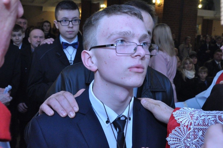 Bierzmowanie w kościele MBNP w Mielcu