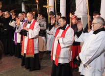 Przeprosili i zawierzyli