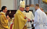 Archidiecezja ma nowych 38 nadzwyczajnych szafarzy Komunii Świętej