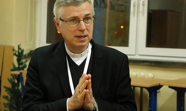 Czy modlitwa uwielbienia może dzielić chrześcijan?