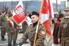 Przemarsz ze sztandarami przez Żywiec