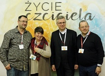 Uwielbiać, czyli żyć i kochać