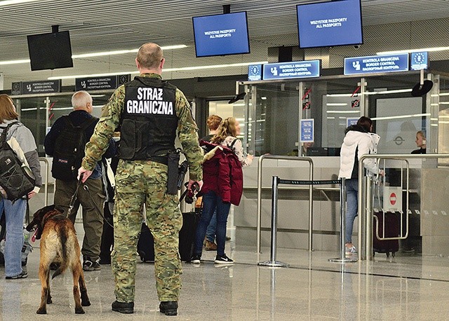 Praca pograniczników w Kraków Airport to nie tylko sprawne kontrole, ale także m.in. zatrzymania przestępców.