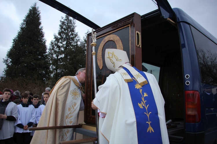 Powitanie ikony MB Częstochowskiej w Kozłowie Biskupim