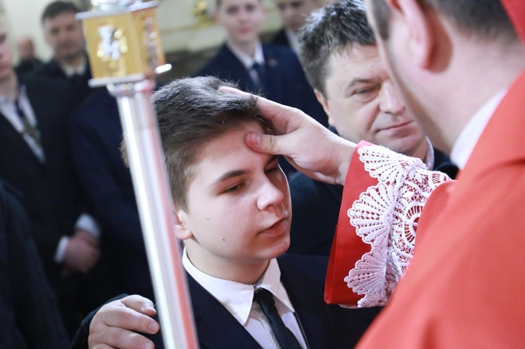 Bierzmowanie w par. św. Jadwigi w Dębicy