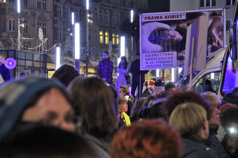 "Manifa" i "Strajk kobiet" w Katowicach