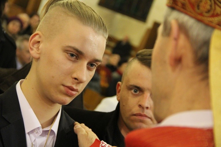 Bierzmowanie w par. MB Anielskiej w Dębicy
