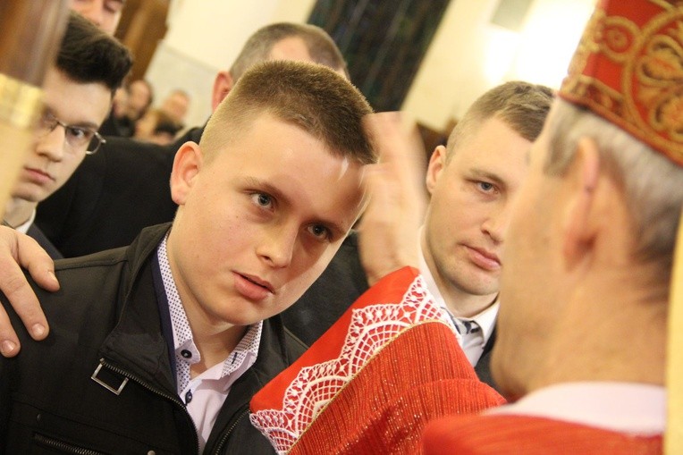 Bierzmowanie w par. MB Anielskiej w Dębicy