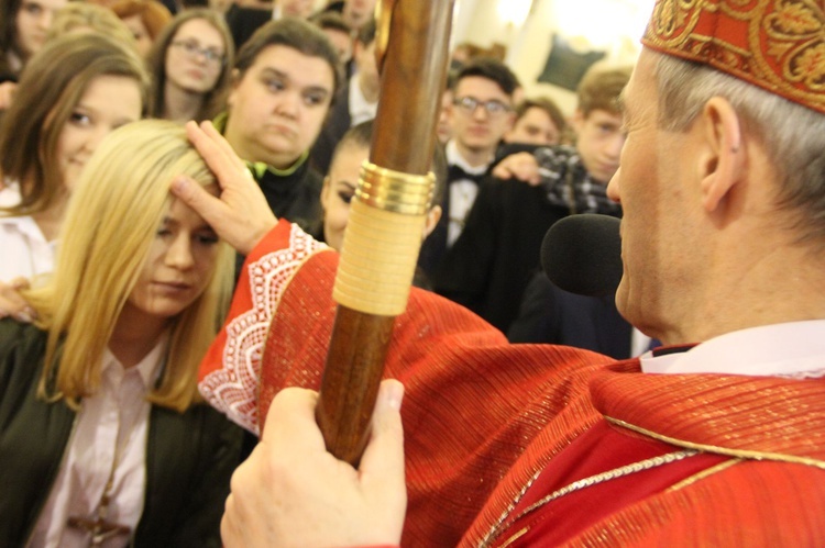 Bierzmowanie w par. MB Anielskiej w Dębicy