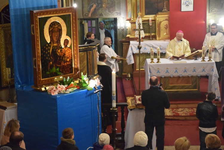 Powitanie ikony MB Częstochowskiej w Kurdwanowie