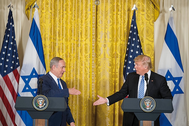 Donald Trump w pierwszej kolejności przyjął premiera Izraela Benjamina Netanjahu.