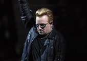 Lider zespołu U2, Bono, śpiewa teksty, które od ponad 40 lat poruszają słuchaczy.