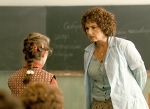 Genialna kreacja Zuzany Mauréry w roli nauczycielki jest jednym z najmocniejszych atutów filmu Jana Hebelka.