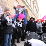 Antykościelna manifestacja feministek