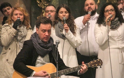 Po raz pierwszy członkowie zespołu Gospel Rain w kościele św. Piotra Apostoła zaśpiewali w zeszłym roku podczas Triduum Paschalnego