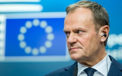 Tusk deklaruje, że będzie przeciwdziałał izolacji polskiego rządu w UE 
