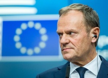 Tusk deklaruje, że będzie przeciwdziałał izolacji polskiego rządu w UE 