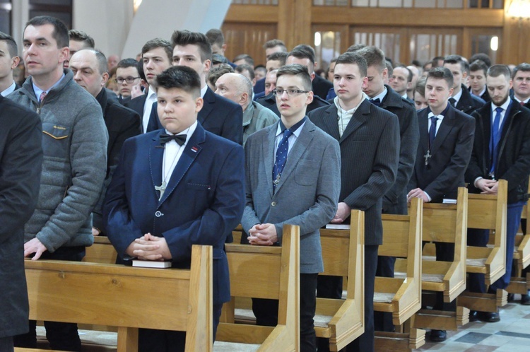 Bierzmowanie w par. Miłosierdzia Bożego w Dębicy