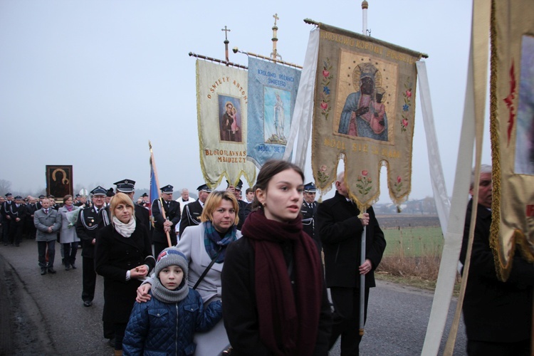 Powitanie ikony MB Częstochowskiej w Kozłowie Szlacheckim