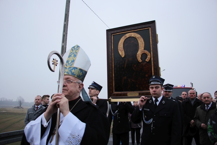 Powitanie ikony MB Częstochowskiej w Kozłowie Szlacheckim