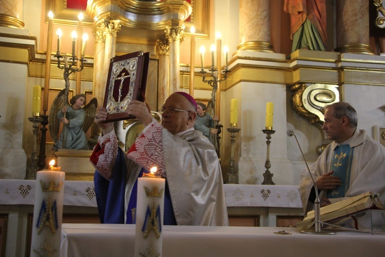 Powitanie ikony MB Częstochowskiej w Rybnie