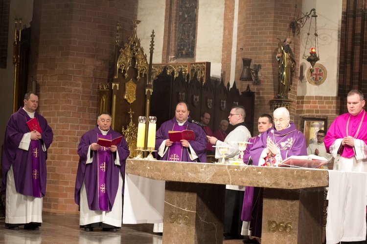 Modlitwa w intencji papieża Franciszka