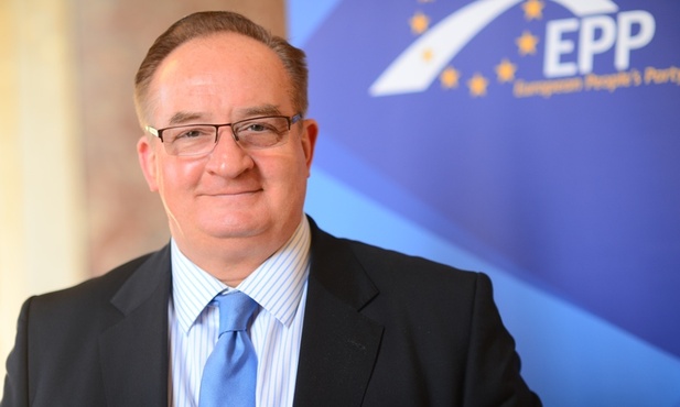 Saryusz-Wolski stracił członkostwo w dwóch komisjach PE