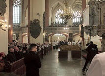 Legnicka katedra – świadek ingresu oraz ostatniego pożegnania bp. Tadeusza Rybaka.