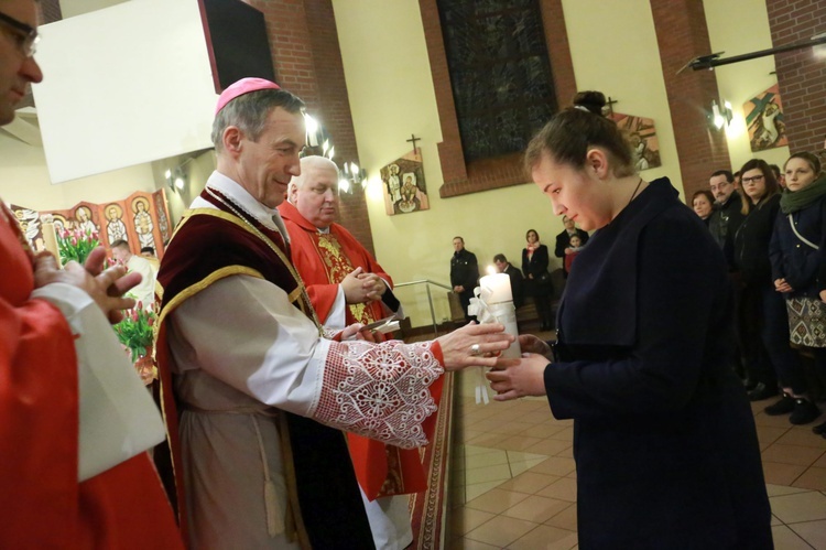 Bierzmowanie w par. pw. Miłosierdzia Bożego w Brzesku