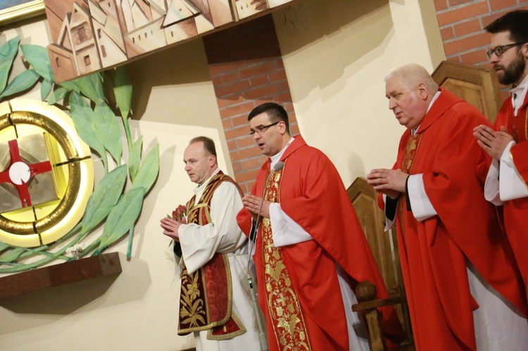 Bierzmowanie w par. pw. Miłosierdzia Bożego w Brzesku