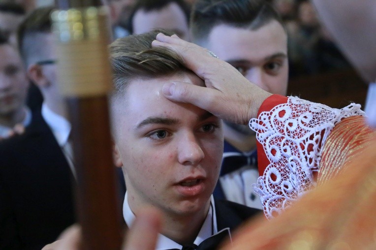 Bierzmowanie w Jadownikach