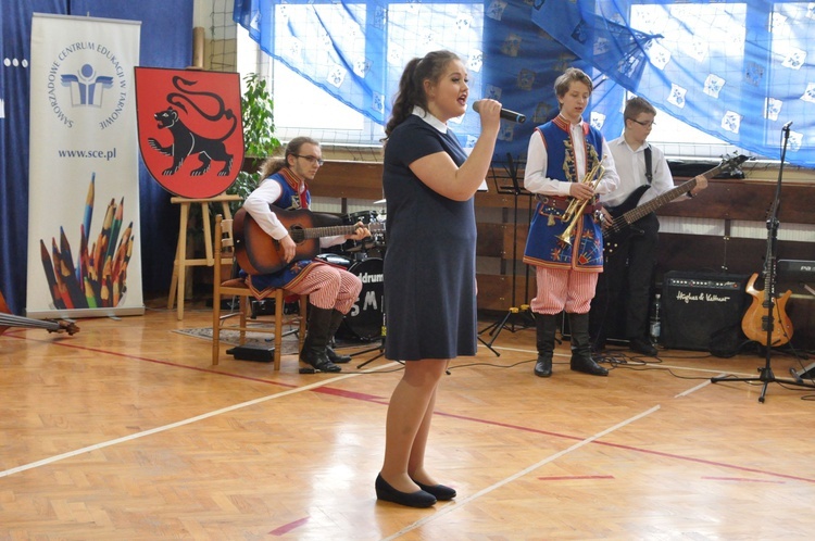 Konkurs o bł. Karolinie
