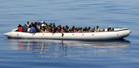 Włochy chcą przyjąć 200 tysięcy migrantów