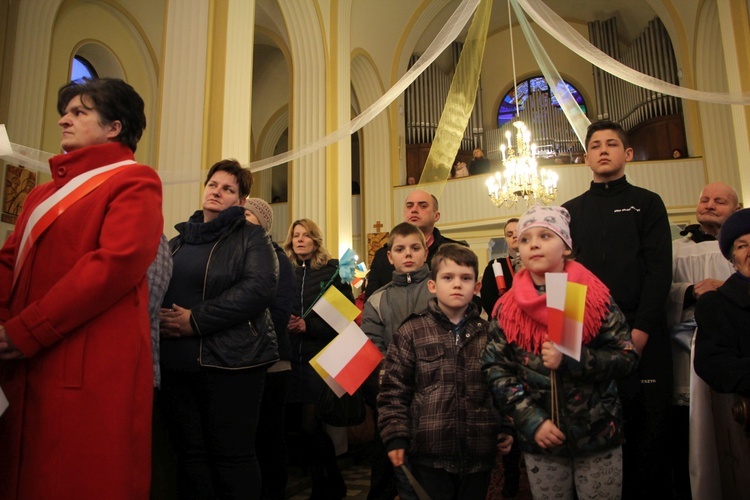 Powitanie ikony MB Częstochowskiej w Młodzieszynie