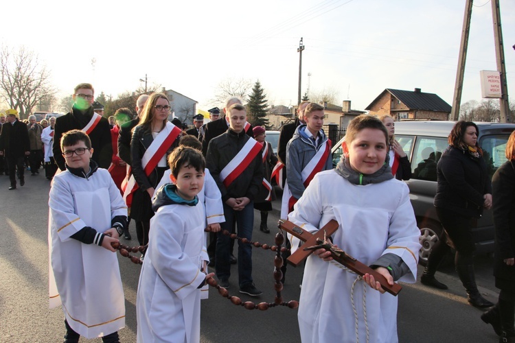 Powitanie ikony MB Częstochowskiej w Młodzieszynie