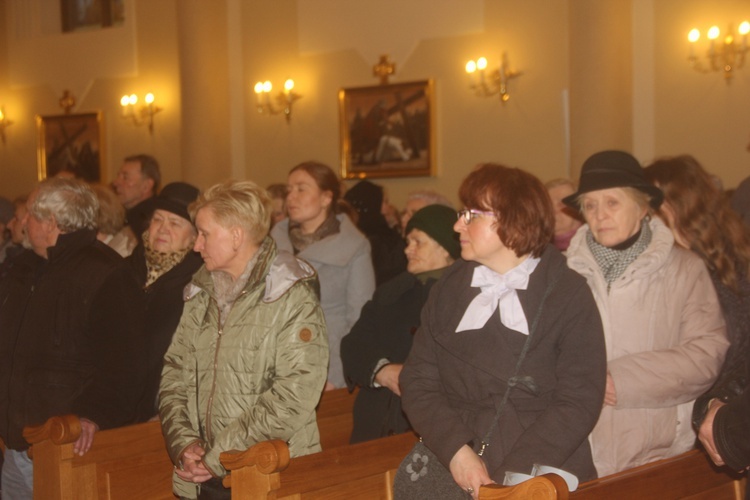 Powitanie ikony MB Częstochowskiej w parafii św. Brata Alberta w Sochaczewie