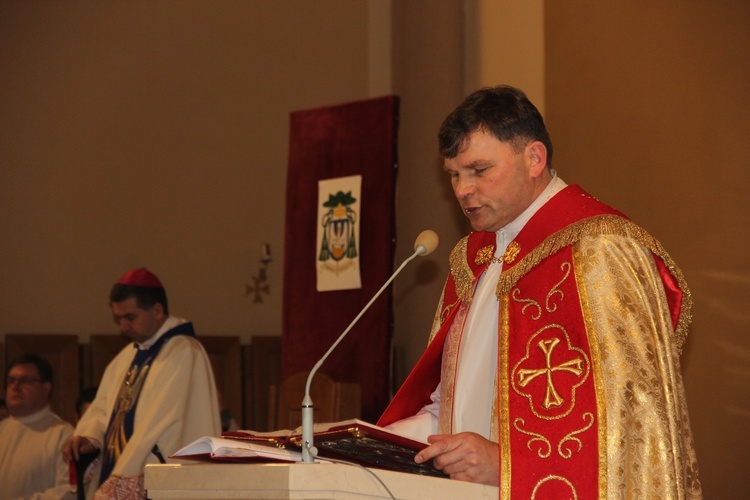 Powitanie ikony MB Częstochowskiej w parafii św. Brata Alberta w Sochaczewie