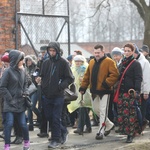 Droga Krzyżowa w intencji trzeźwości w byłym KL Birkenau 2017