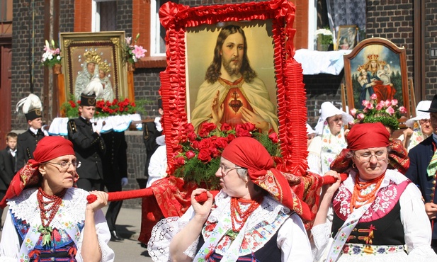 Jezus i kobiety... śląskie :)