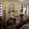 Msza św. odbyła się w hospicyjnej kaplicy 