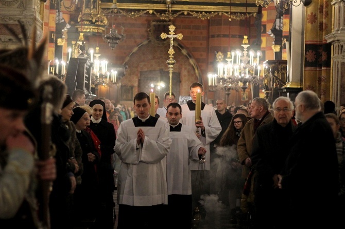 Abp Marek Jędraszewski w bazylice Mariackiej w dniu św. Józefa, patrona Krakowa