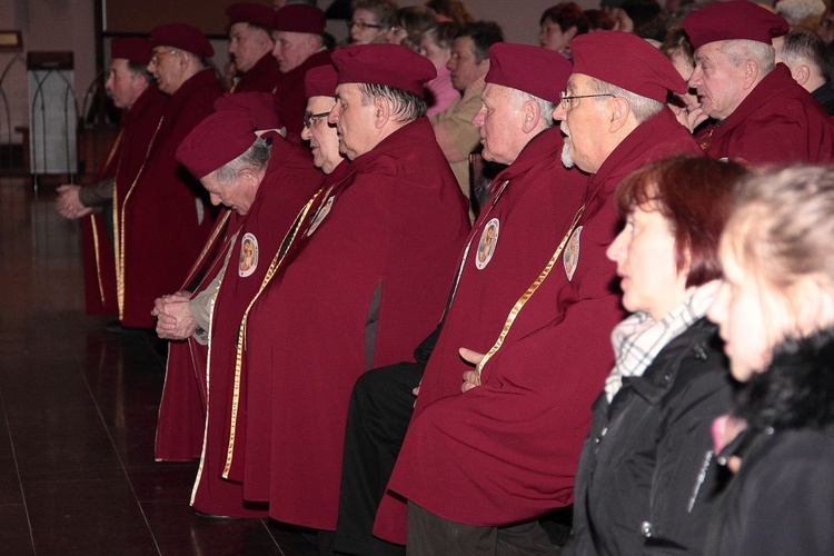 Przyjęcie szkaplerzy św. Józefa w Słupsku