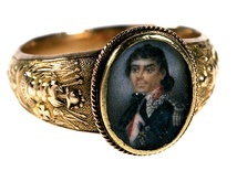 ▲	Złoty pierścień z portretem Tadeusza Kościuszki.