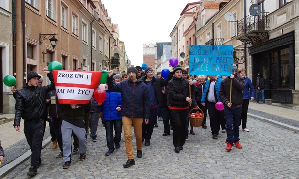 Idźmy przez życie razem