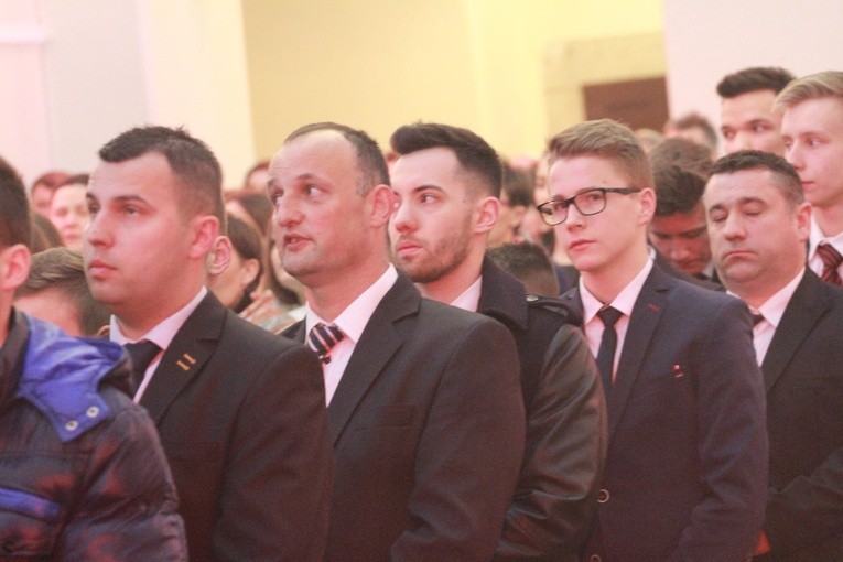 Bierzmowanie w Żegocinie