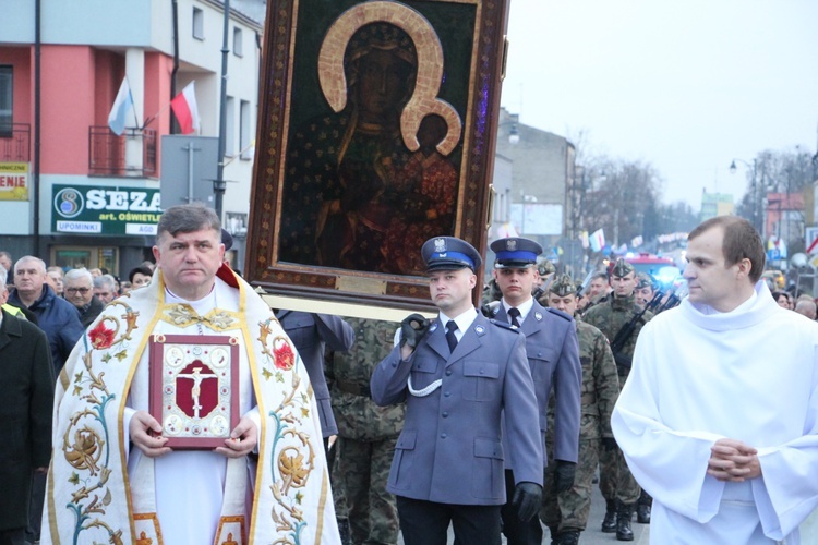 Powitanie ikony MB Częstochowskiej w parafii pw. św. Wawrzyńca w Sochaczewie