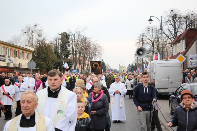 Powitanie ikony MB Częstochowskiej w parafii pw. św. Wawrzyńca w Sochaczewie