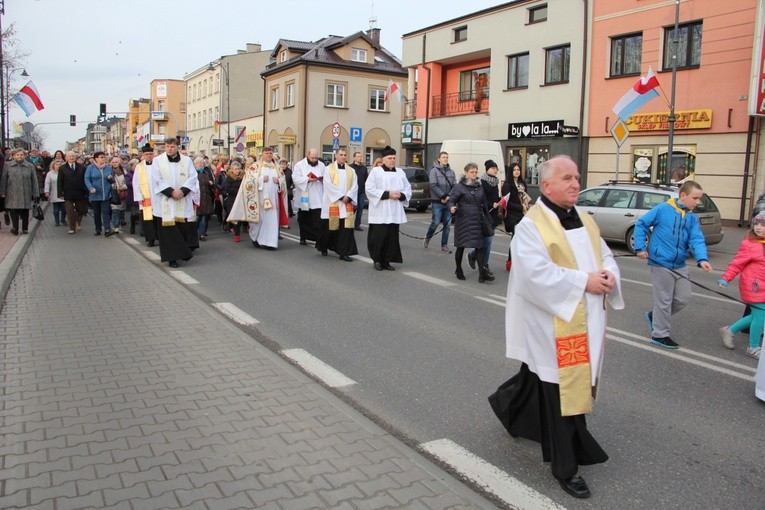 Powitanie ikony MB Częstochowskiej w parafii pw. św. Wawrzyńca w Sochaczewie
