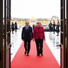 Angela Merkel i François Hollande zaczynają szybszy marsz. Kto pójdzie razem z nimi?